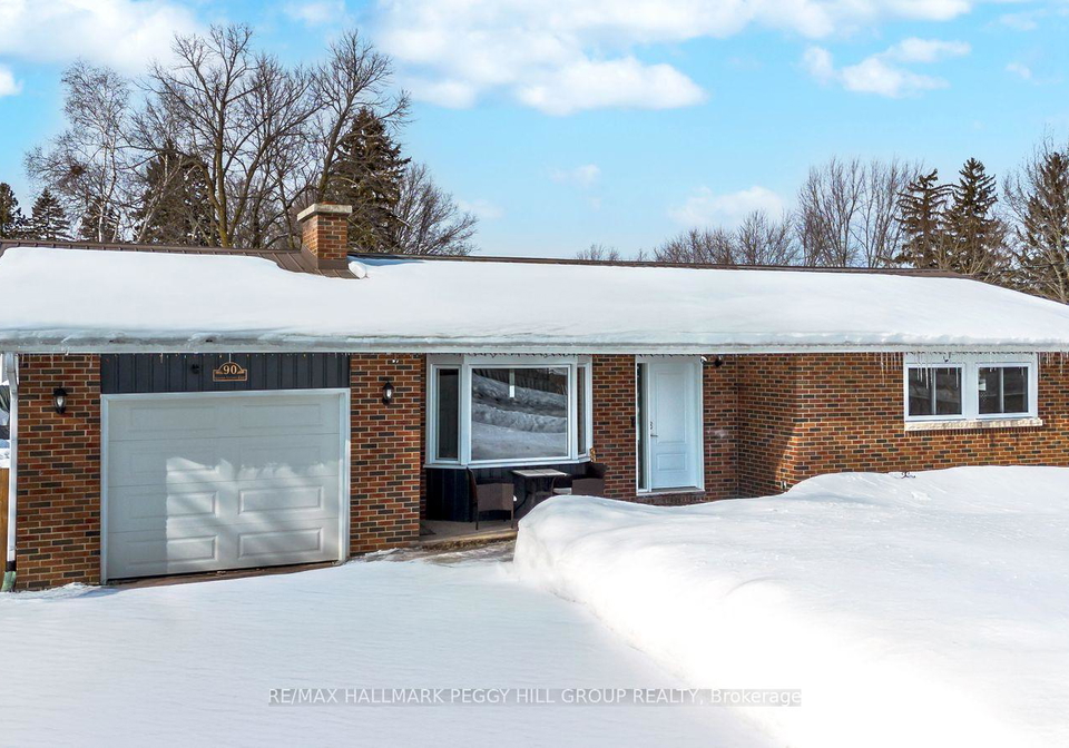90-queen-street-e-springwater-ontario-s12835578