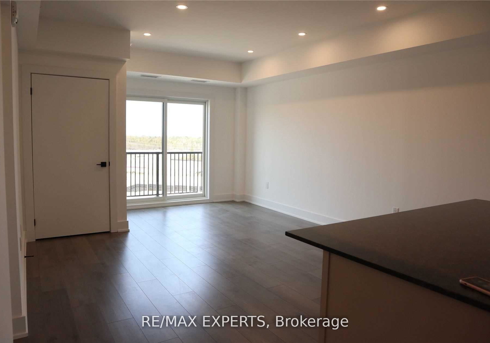 5-chef-lane-barrie-ontario-s12835590
