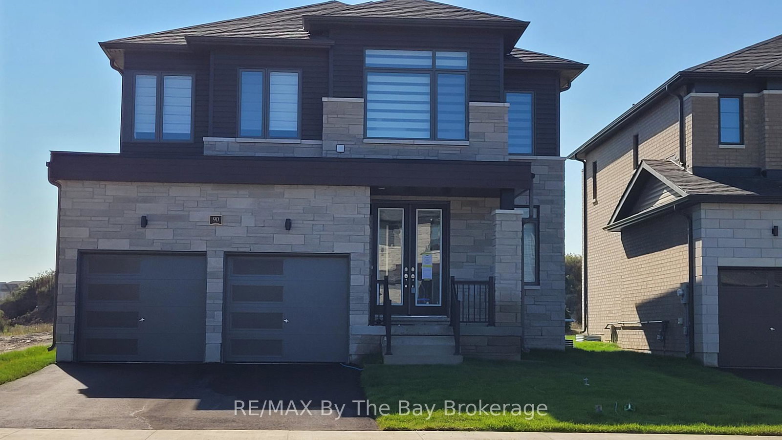 90-sun-valley-avenue-wasaga-beach-ontario-s12836578