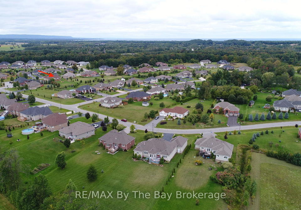 37-walnut-drive-wasaga-beach-ontario-s12837638
