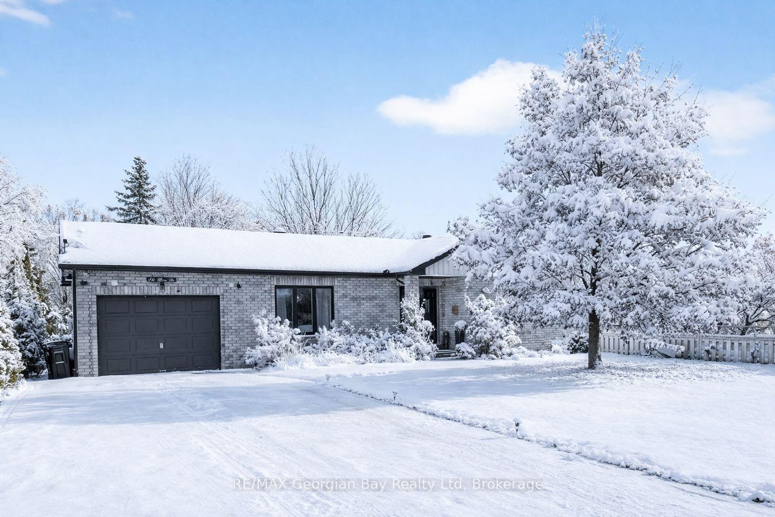 15-lorne-avenue-penetanguishene-ontario-s12837732