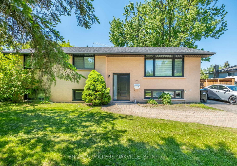 206-yeates-avenue-barrie-ontario-s12842246