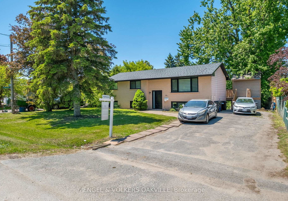 206-yeates-avenue-barrie-ontario-s12842246