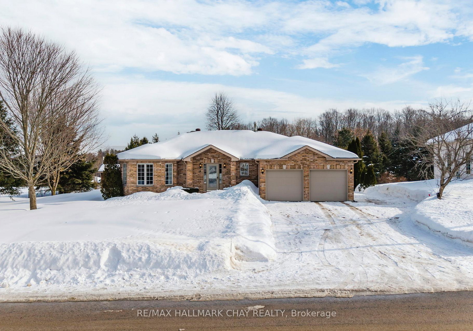 48-marlow-circle-springwater-ontario-s12842906