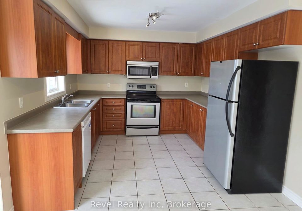 1026-whitney-crescent-midland-ontario-s12843710