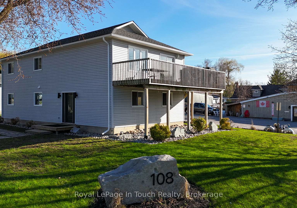 108-robert-street-n-penetanguishene-ontario-s12846680