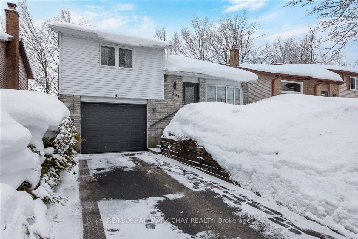 207-burns-circle-barrie-ontario-s12848424
