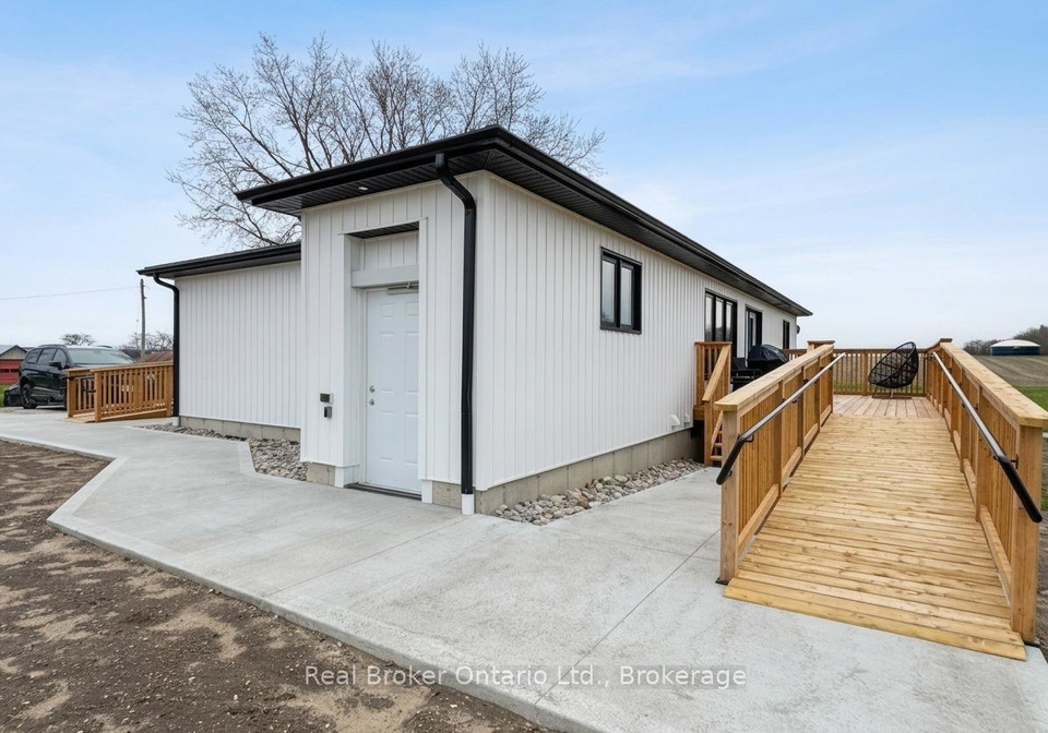 597-lafontaine-road-w-tiny-ontario-s12851078