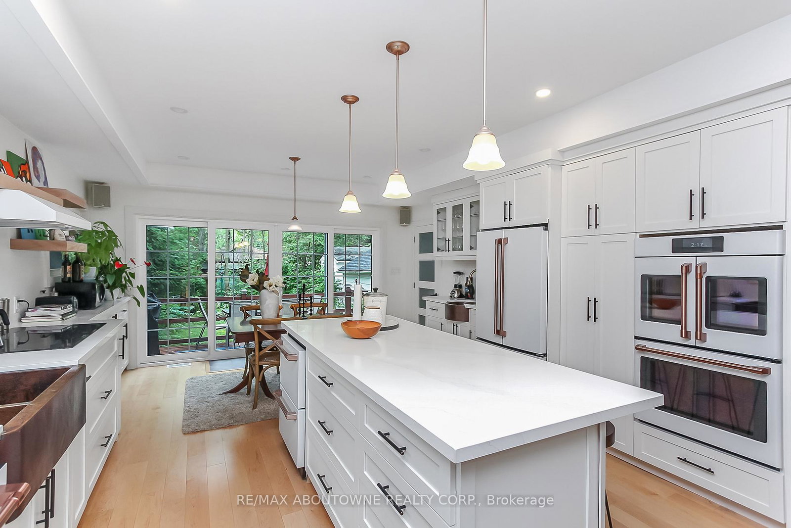 12-49th-street-n-wasaga-beach-ontario-s12852310