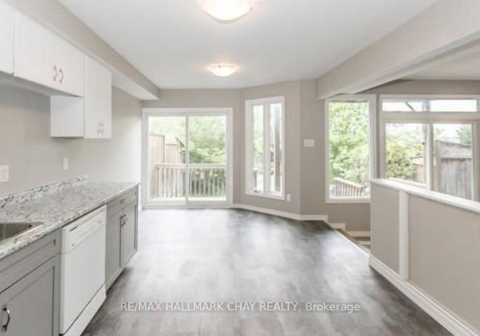155-b-cumberland-street-barrie-ontario-s12852956