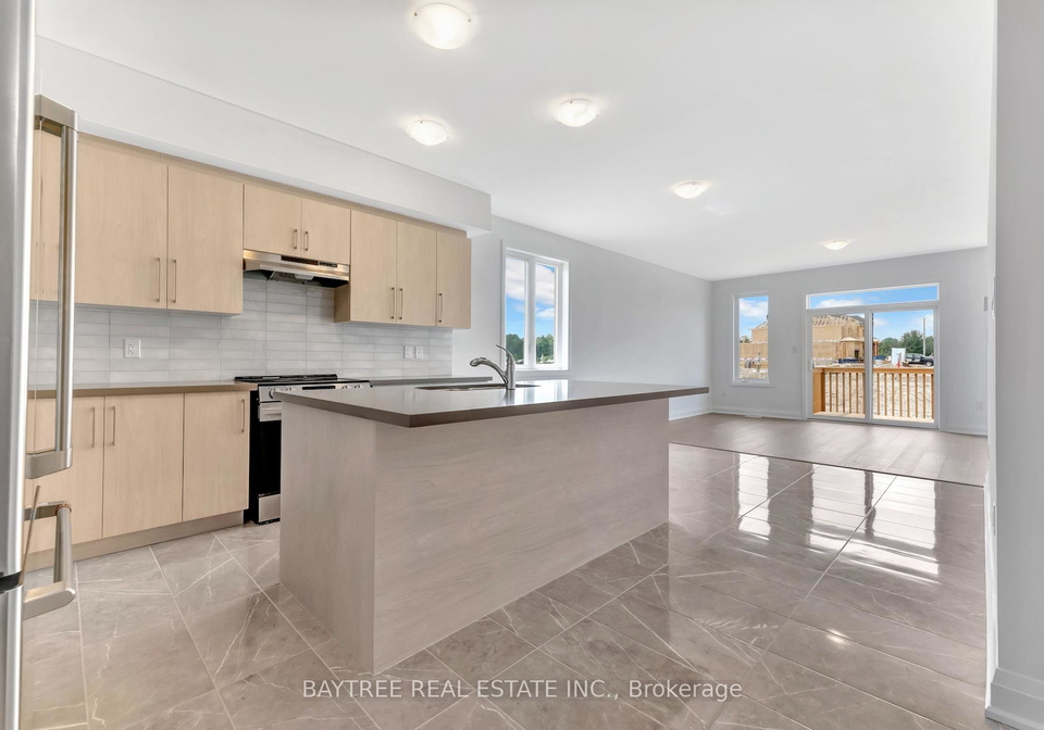 37-lally-terrace-barrie-ontario-s12853152