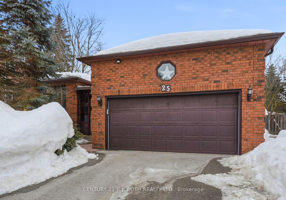 25-autumn-lane-barrie-ontario-s12853990