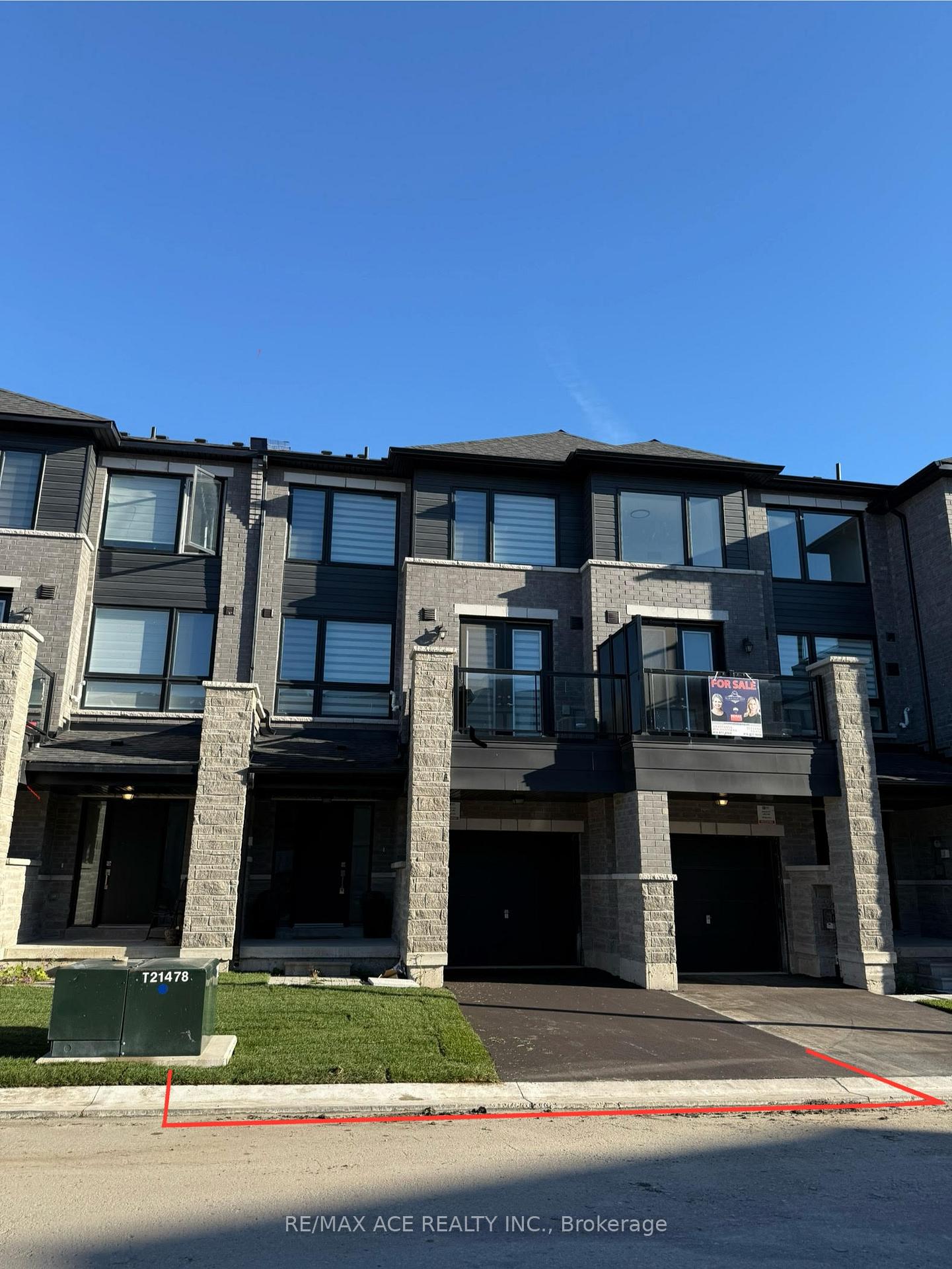 24-spry-lane-barrie-ontario-s12855426