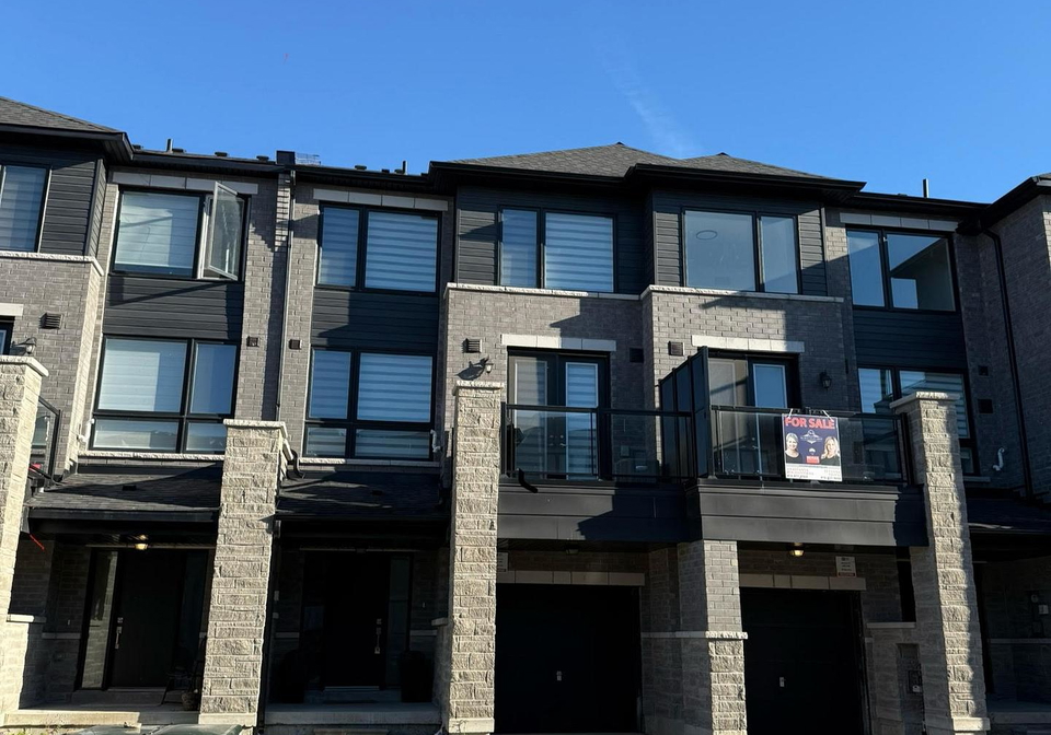 24-spry-lane-barrie-ontario-s12855426
