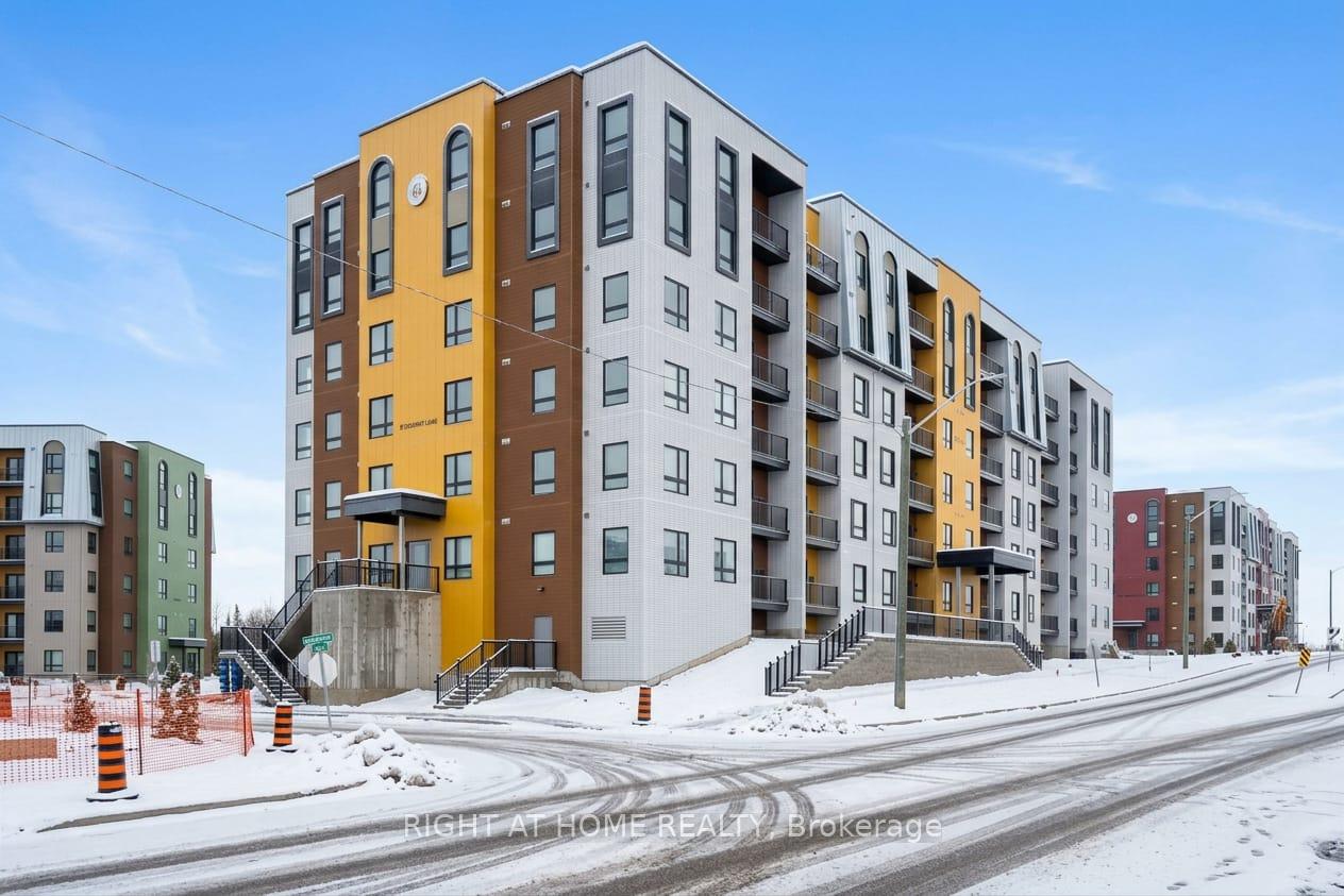8-culinary-lane-barrie-ontario-s12856256