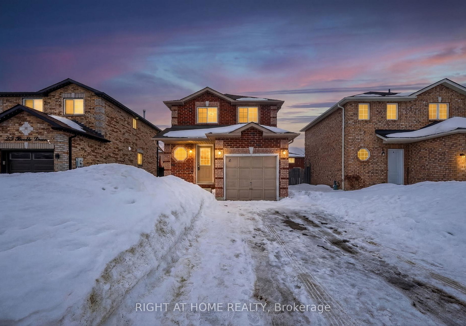 27-booth-lane-barrie-ontario-s12856898
