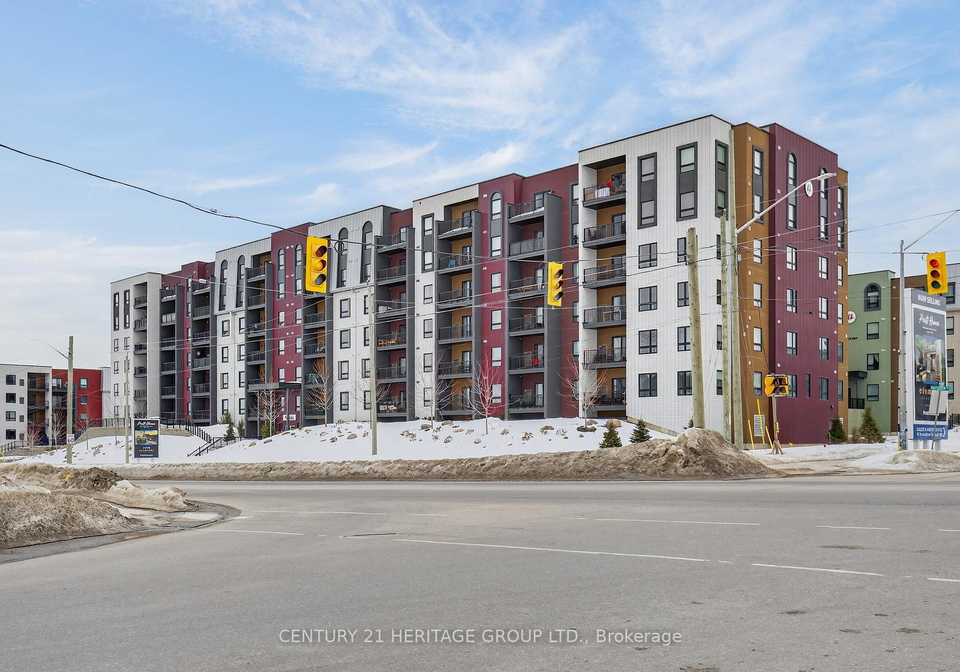 4-spice-way-barrie-ontario-s12862132