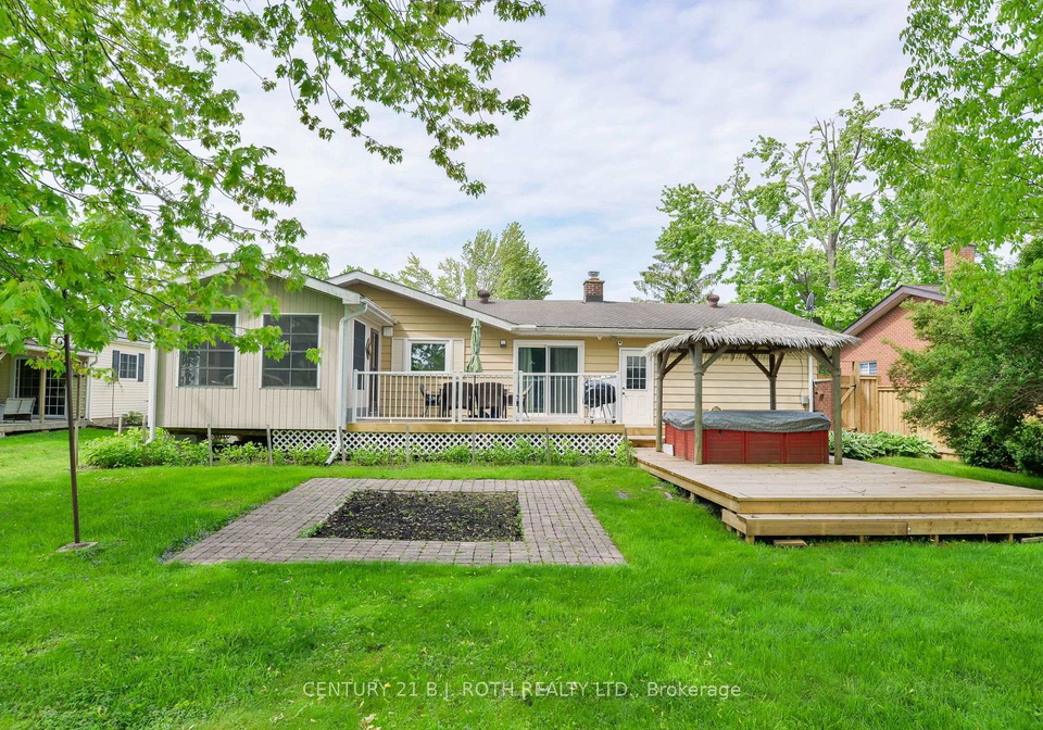 9-pinetree-court-ramara-ontario-s12863598