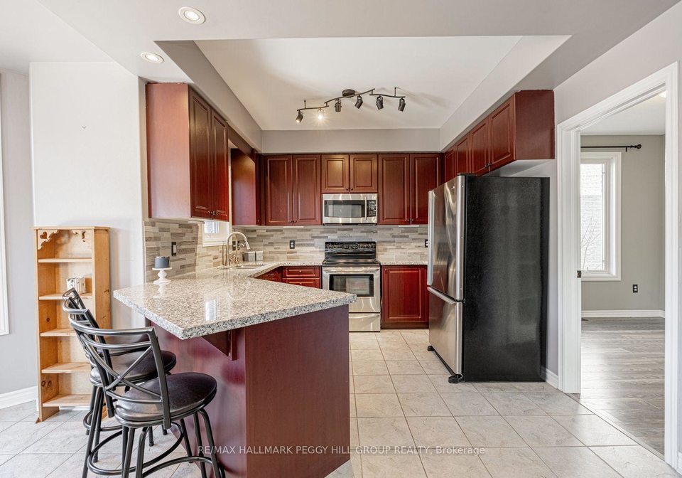 86-penvill-trail-barrie-ontario-s12865560