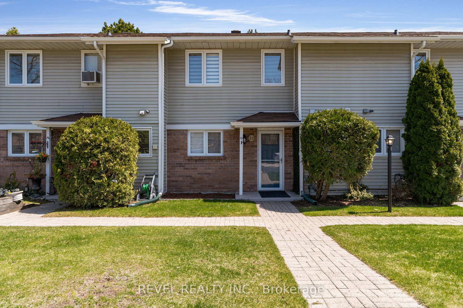 39-28th-street-s-wasaga-beach-ontario-s12866874