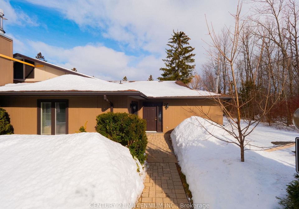 trafalgar-road-collingwood-ontario-s12868108