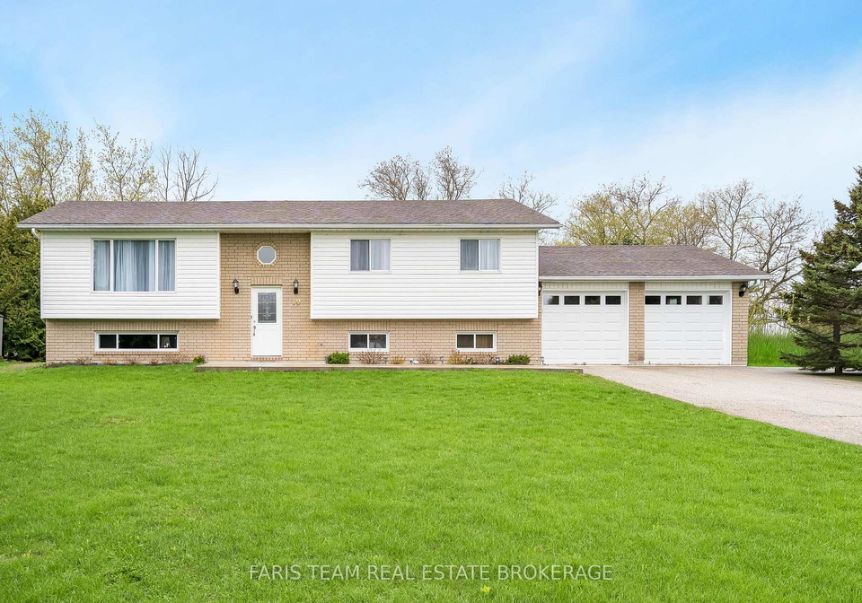 10-surrey-lane-clearview-ontario-s12869712
