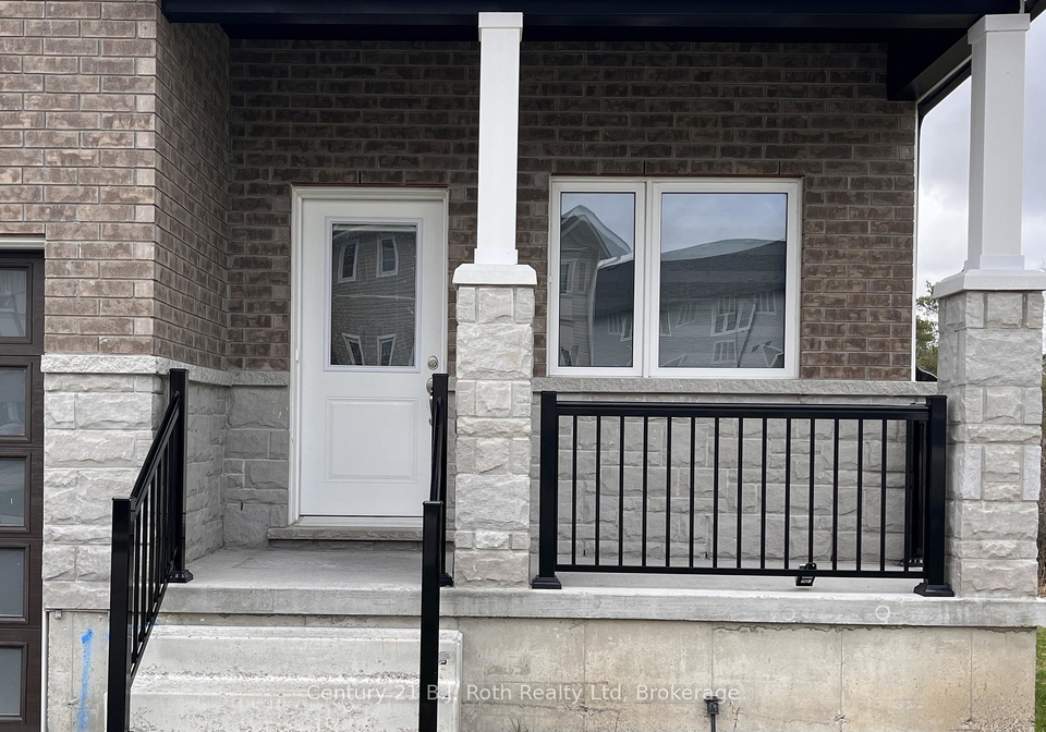 36-lahey-crescent-penetanguishene-ontario-s12870724