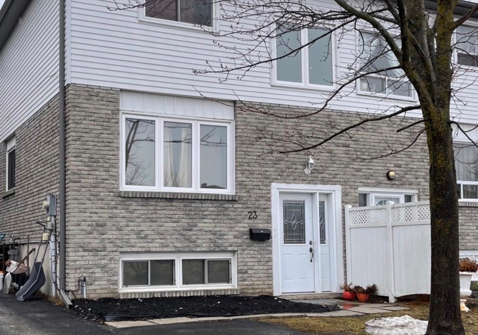 23-carlton-road-barrie-ontario-s12871836
