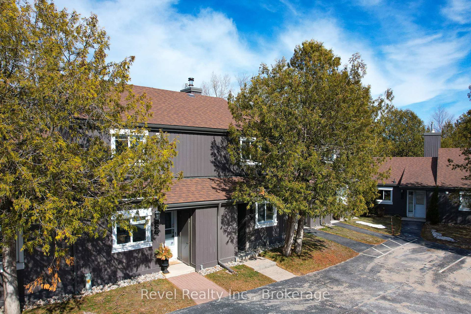 17-harbour-street-w-collingwood-ontario-s12873986