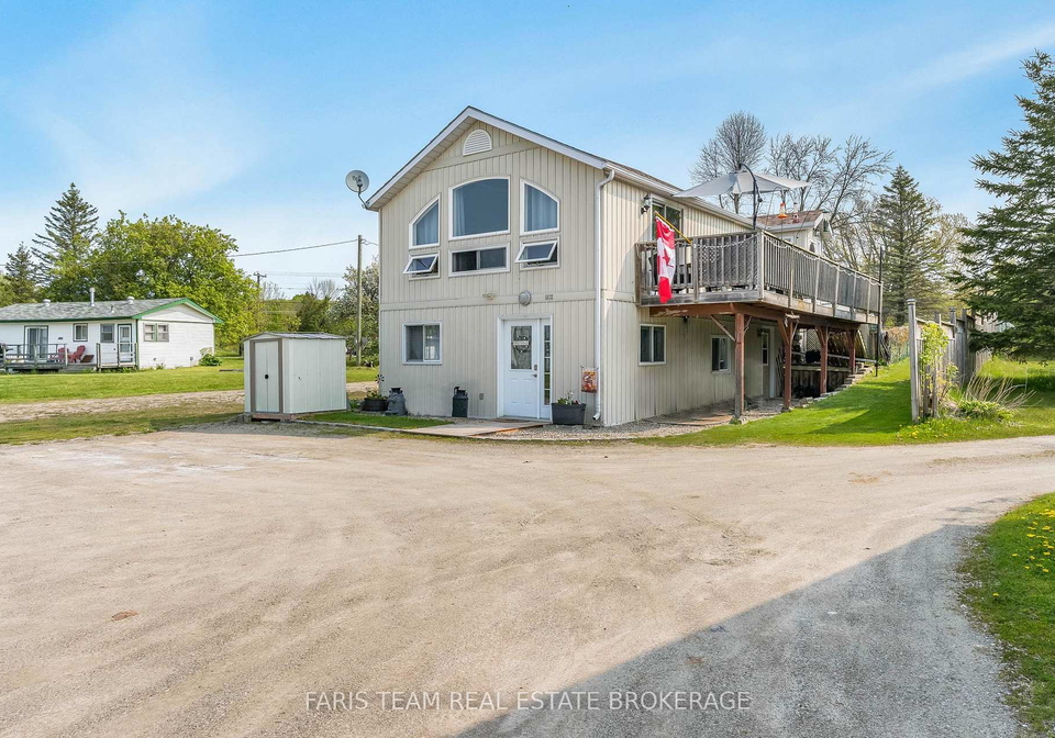 5632-penetanguishene-road-springwater-ontario-s12874534