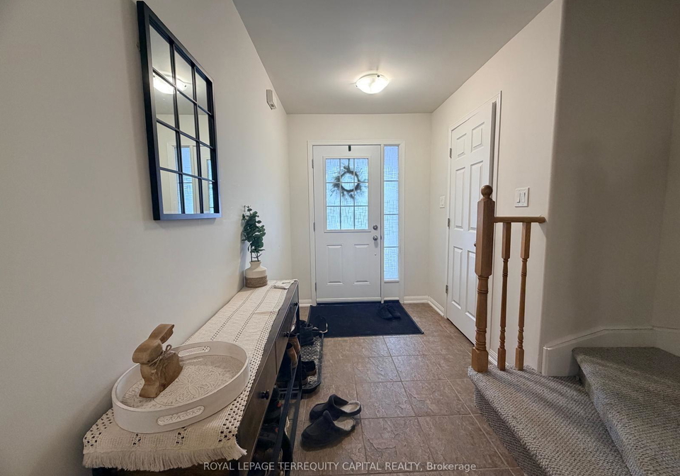 110-majesty-boulevard-barrie-ontario-s12877998