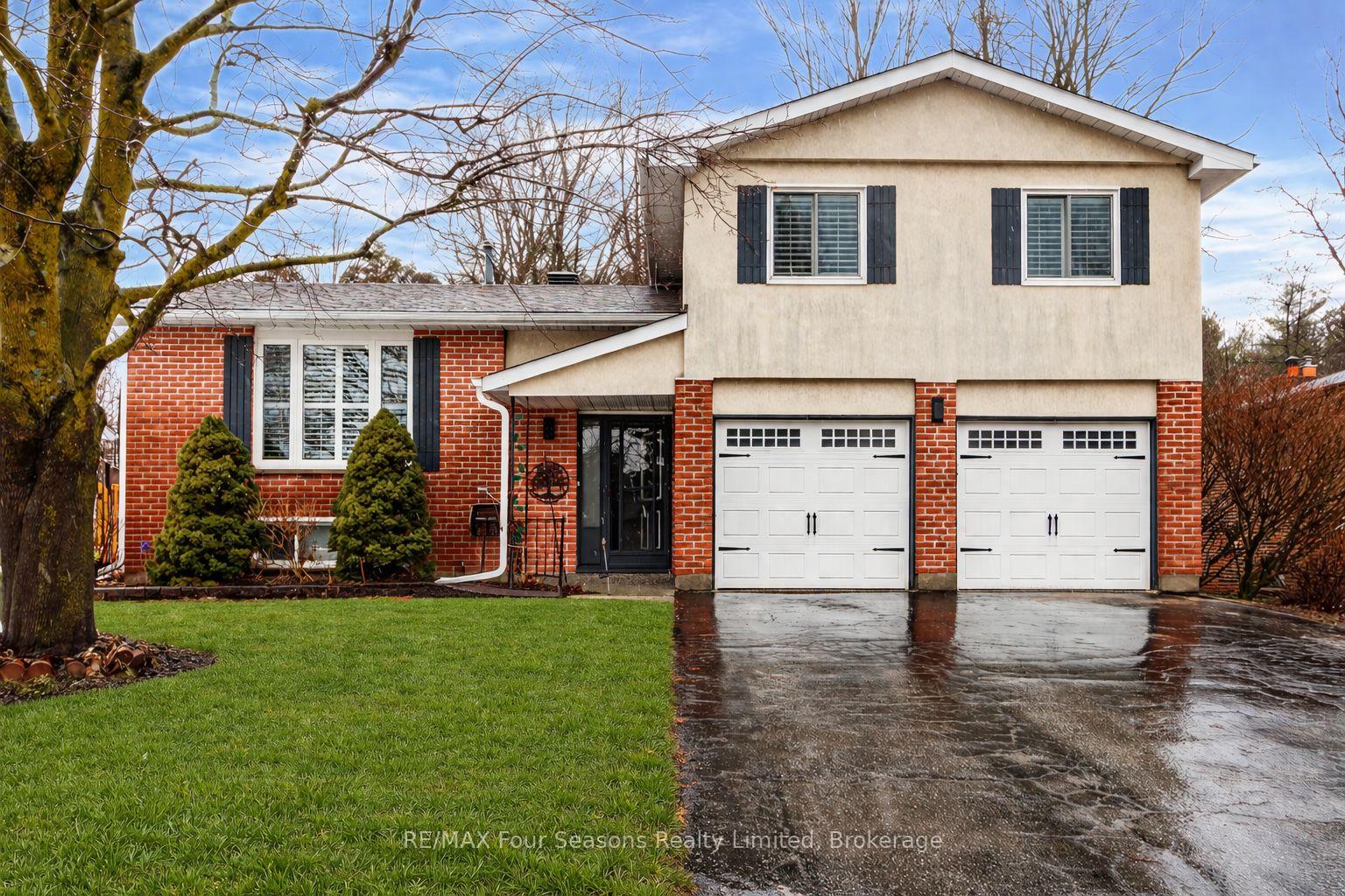 218-datas-drive-clearview-ontario-s12879146