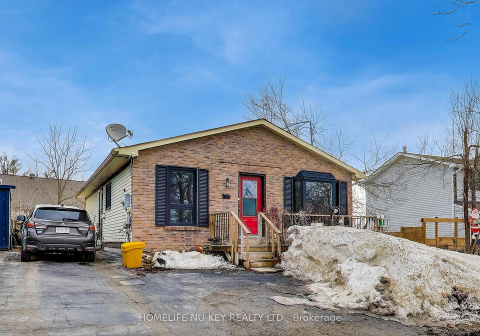 77-frost-trail-barrie-ontario-s12879246