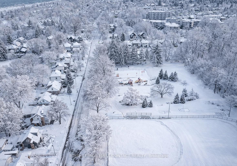 25-holgate-street-barrie-ontario-s12880222