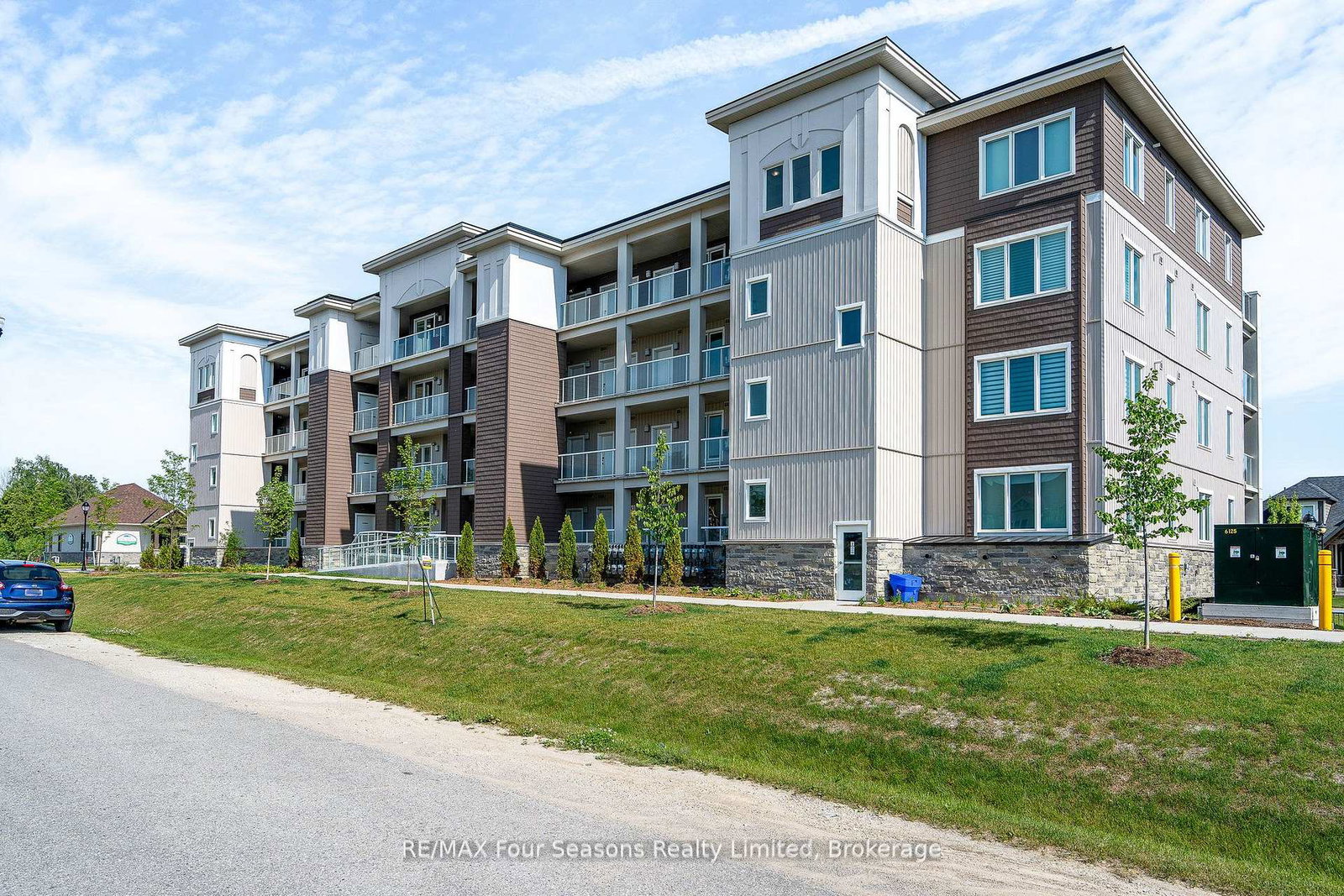 17-spooner-crescent-collingwood-ontario-s12880638