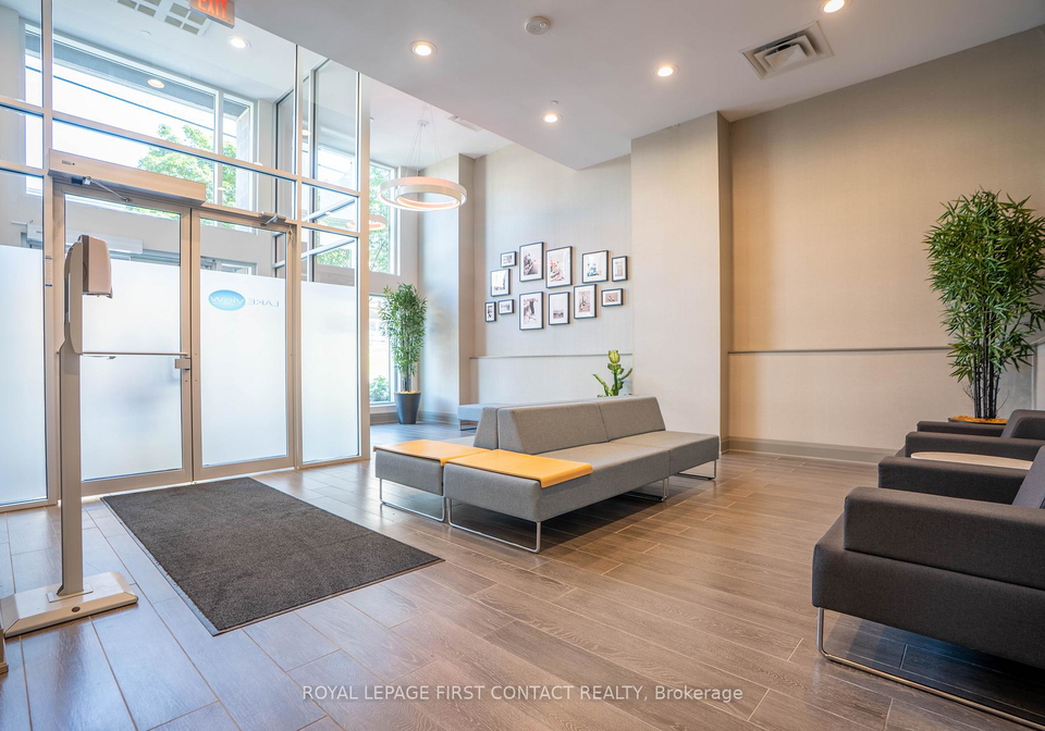 111-worsley-street-barrie-ontario-s12881644