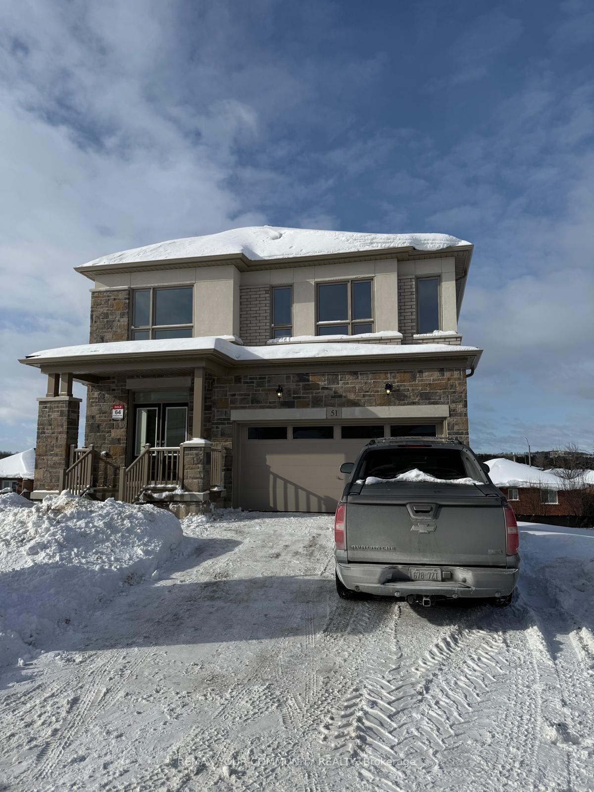 51-west-oak-trail-barrie-ontario-s12881698
