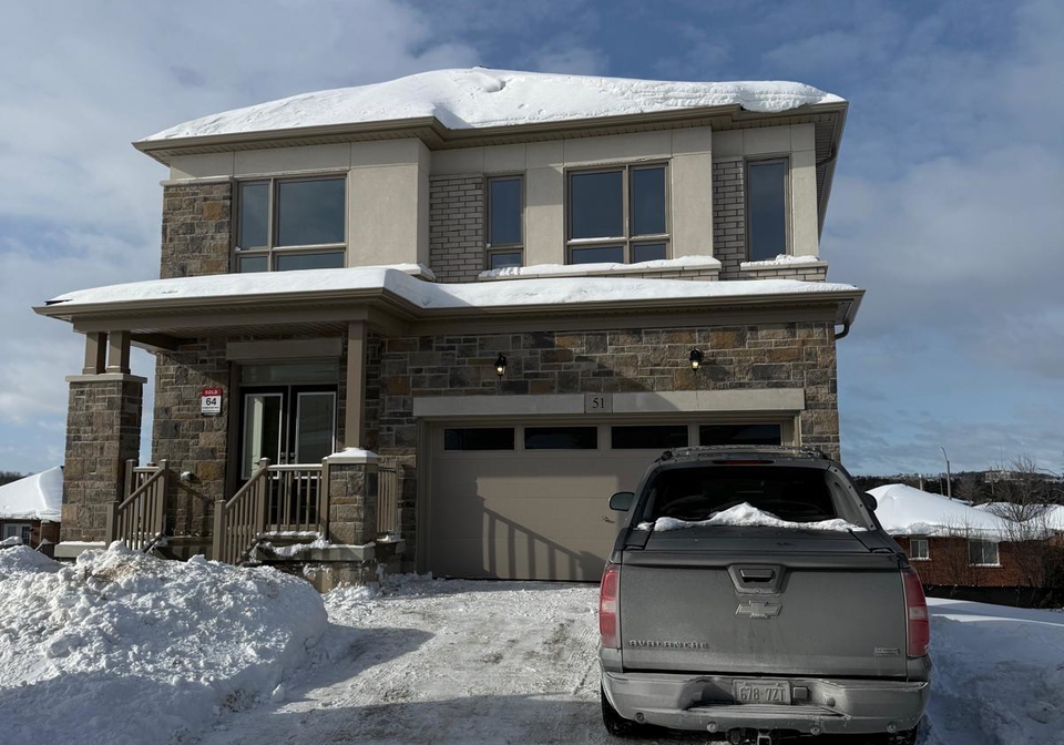 51-west-oak-trail-barrie-ontario-s12881698