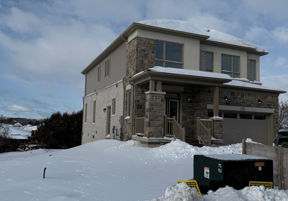 51-west-oak-trail-barrie-ontario-s12881698