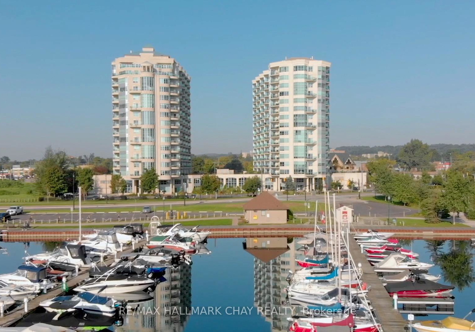 2-toronto-street-barrie-ontario-s12881760