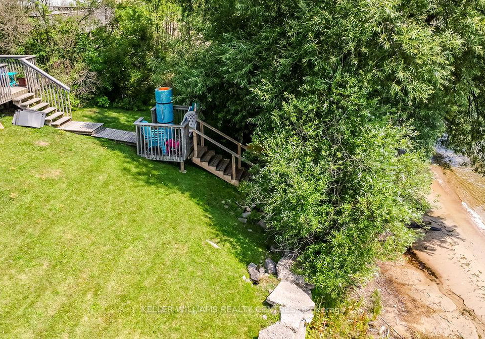 379-champlain-road-penetanguishene-ontario-s12883048
