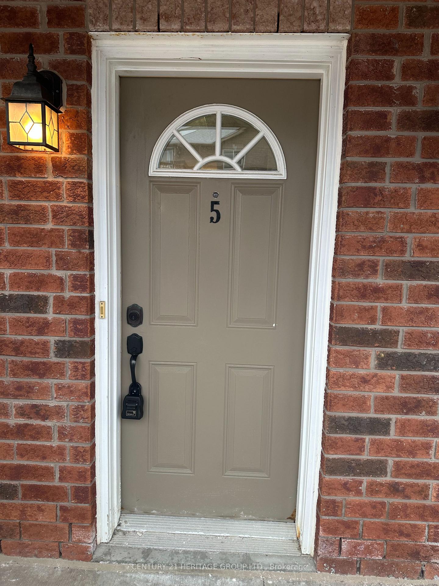 8goodwin-drive-barrie-ontario-s12884132