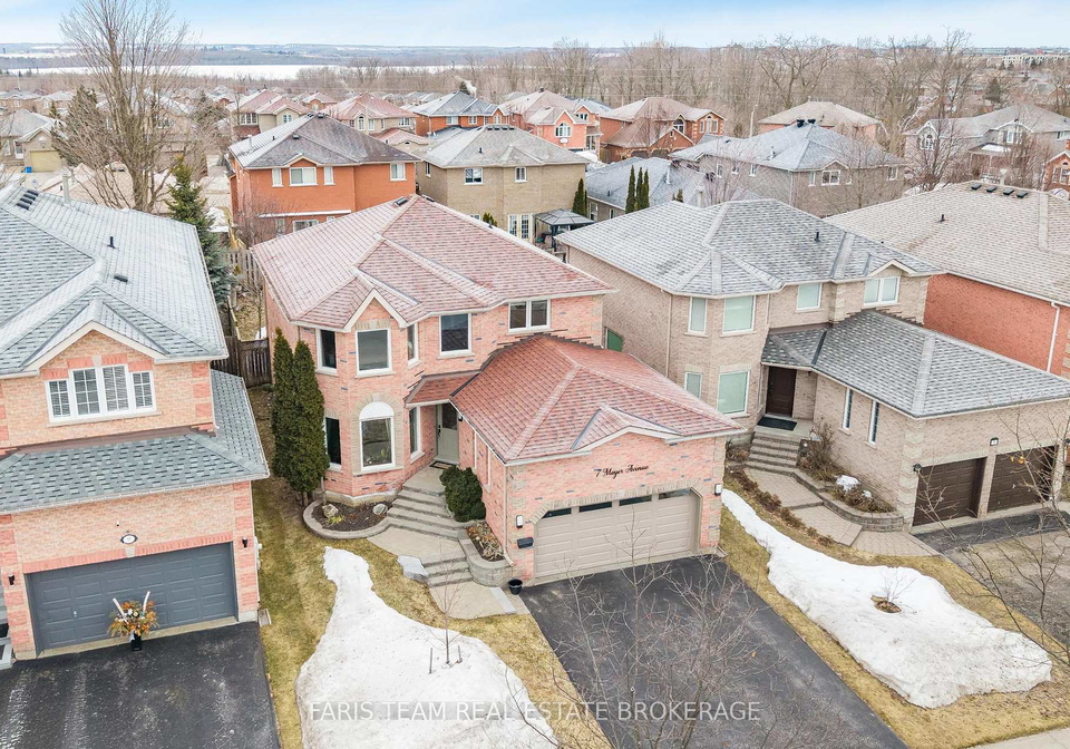 7-meyer-avenue-barrie-ontario-s12885886