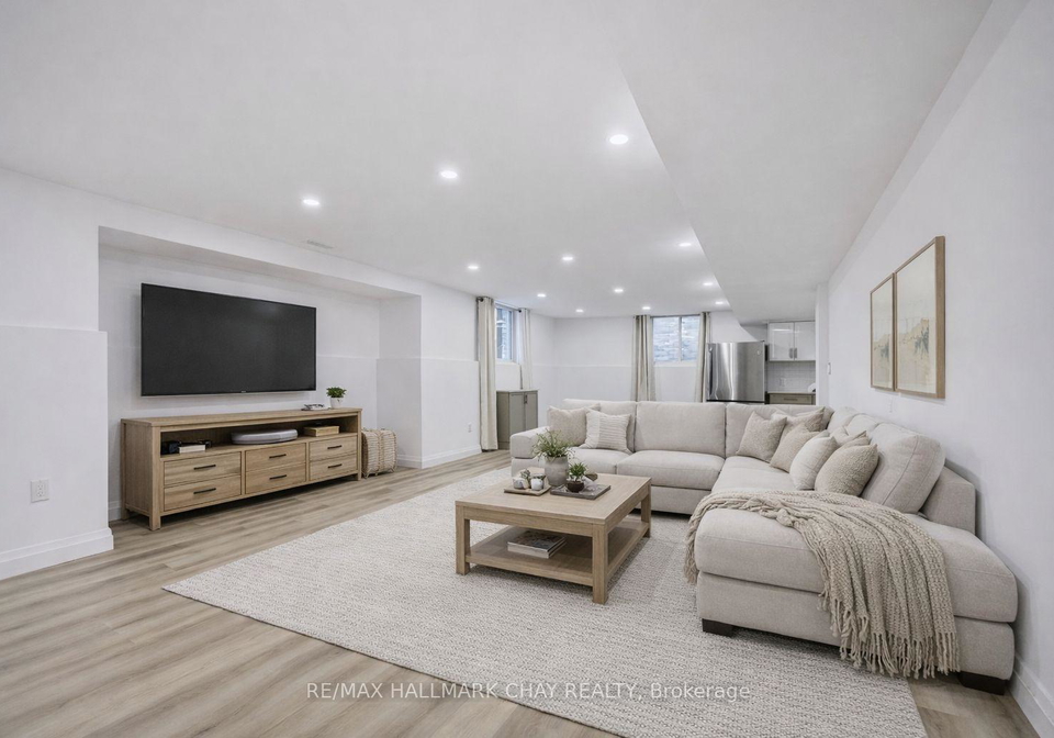 27-spencer-drive-barrie-ontario-s12886972