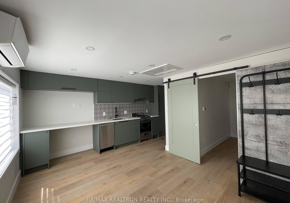 82-gunn-street-barrie-ontario-s12887840