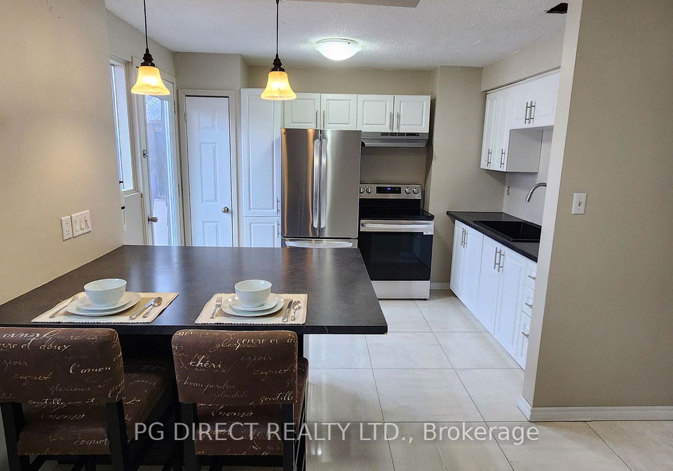 63-ferris-lane-barrie-ontario-s12889870