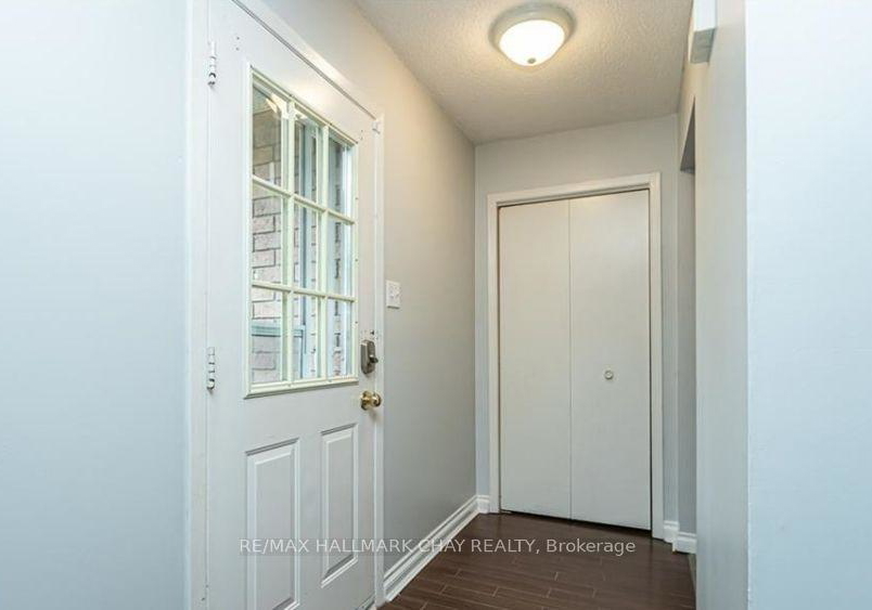 33-b-grove-street-e-barrie-ontario-s12890840