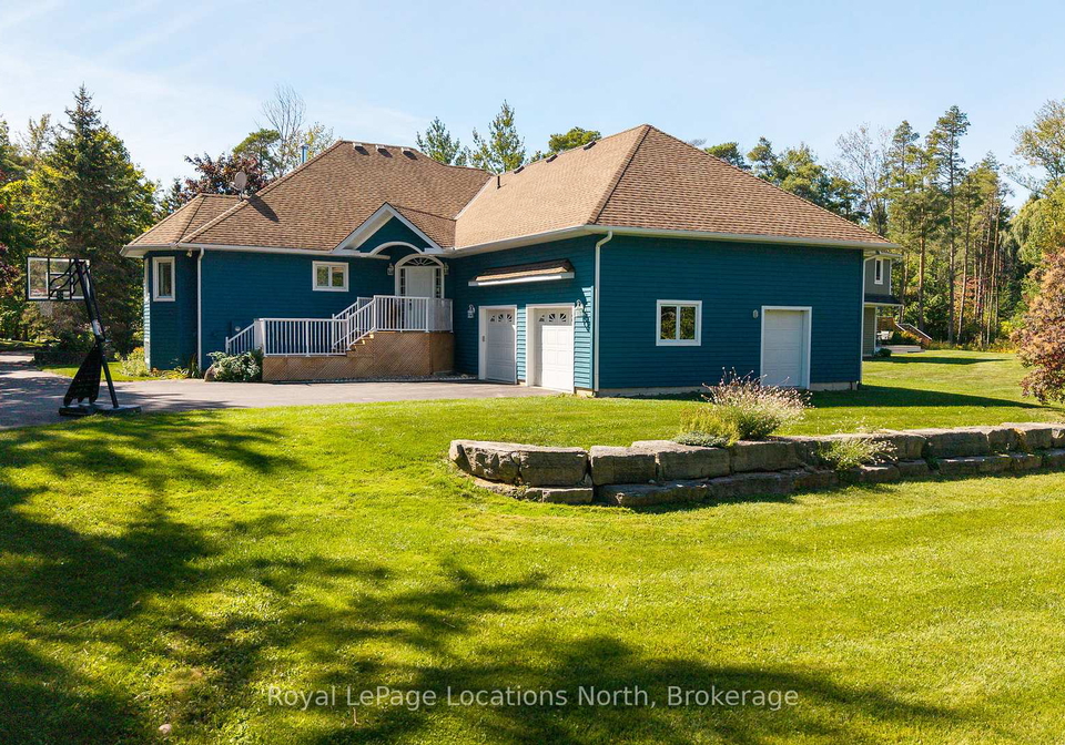 9-georgian-court-collingwood-ontario-s12891196