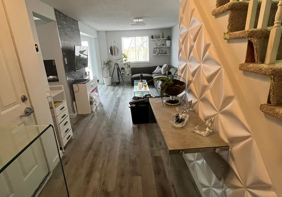135-raymond-crescent-barrie-ontario-s12891318