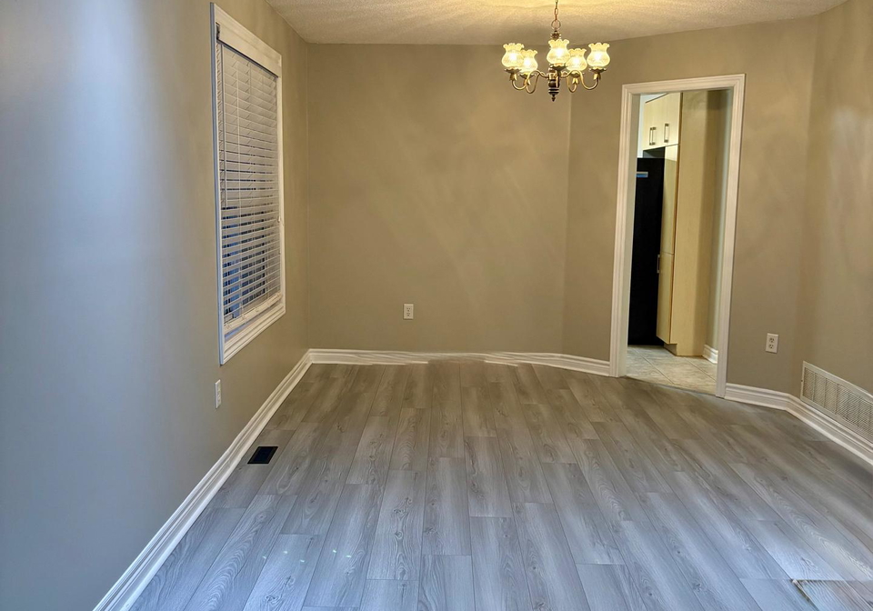 10-stephanie-lane-barrie-ontario-s12893484